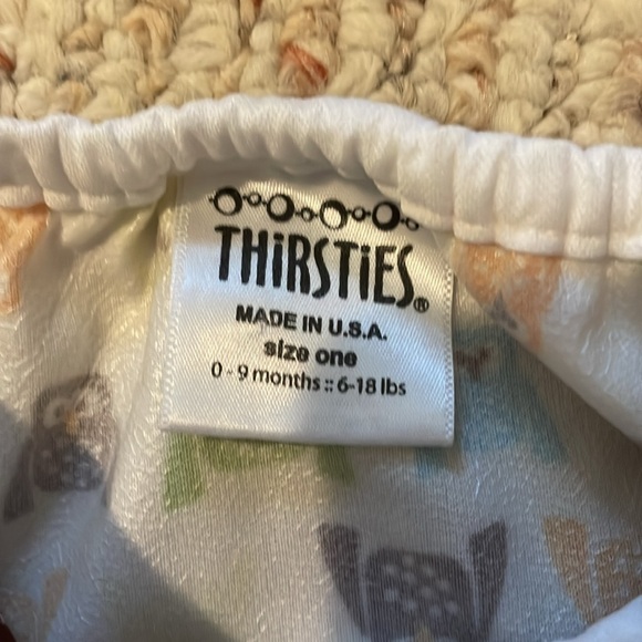 4 Thirsties reusable diaper covers - size 1 (0-9 months, 6-18 lbs) - Picture 2 of 14